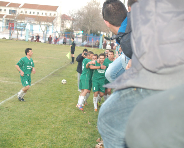 Δήμητρα-Σαρακηνός 1-1: Ισοπαλία με …κεραυνό Χατζέλα