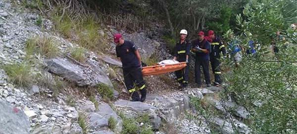 Έπεσε σε γκρεμό στην προσπάθειά του να βγάλει φωτογραφία