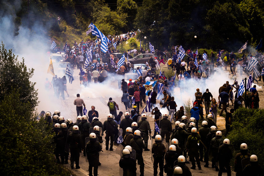 Τι έγινε στις Πρέσπες; Φωτογραφίες και βίντεο που δεν έδειξαν τα πιο πολλά ΜΜΕ