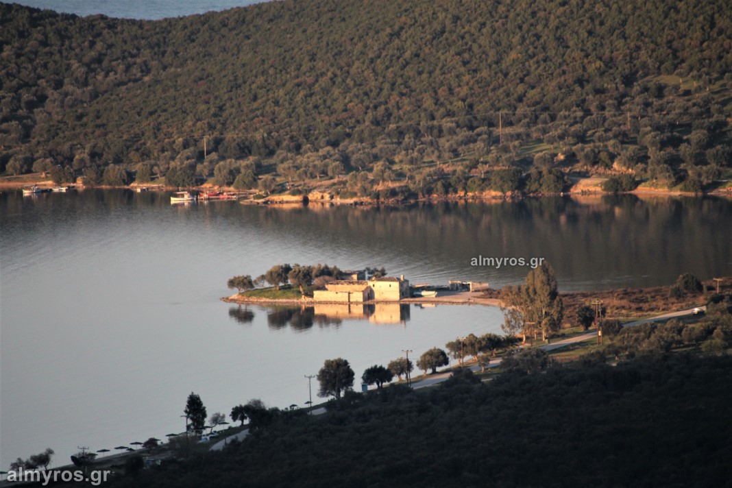 Έλεγχοι της κτηματικής στις Νηές – Αντιδράσεις καταστηματαρχών και πελατών