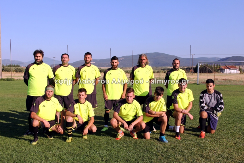 Οι 21 ποδοσφαιριστές που απαρτίζουν  το ρόστερ του Ηρακλή Αγίων Θεοδώρων