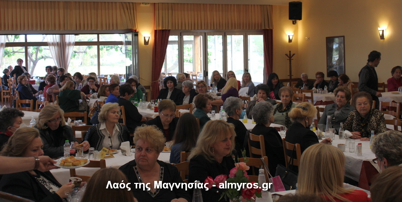 Εικόνες από τη γιορτή της μητέρας στη Νέα Αγχίαλο, εκδήλωση του Συλλόγου Γυναικών