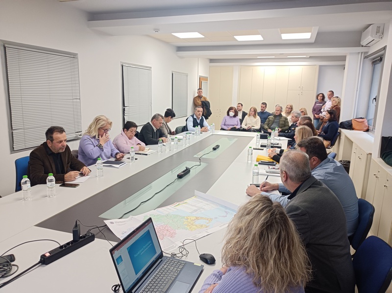 Πρώτη ευρεία σύσκεψη για τον νέο σχεδιασμό της πολιτικής προστασίας στην Περιφέρεια Θεσσαλίας