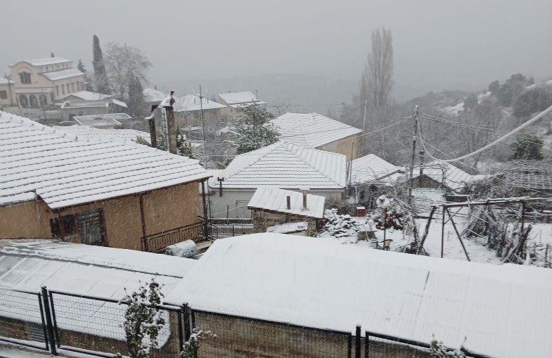 Κλειστά σχολεία σε δυο χωριά λόγω χιονιά με απόφαση δημάρχου Αλμυρού