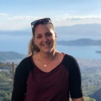 Βρήκε πορτοφόλι στον δρόμο και το παρέδωσε στον ιδιοκτήτη του η Νικολέτα Βελάνη