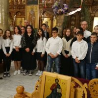 Το θρησκευτικό λαϊκό δρώμενο "Το Μοιρολόι της Παναγίας" από μαθητές- τριες του Γυμνασίου Σούρπης