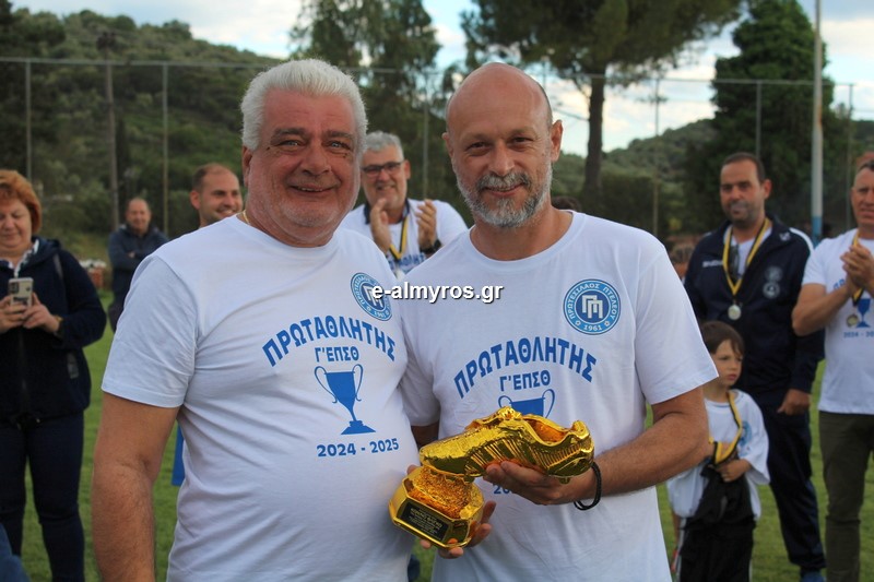 Χρυσό παπούτσι στον Κώστα Φλίγκο!