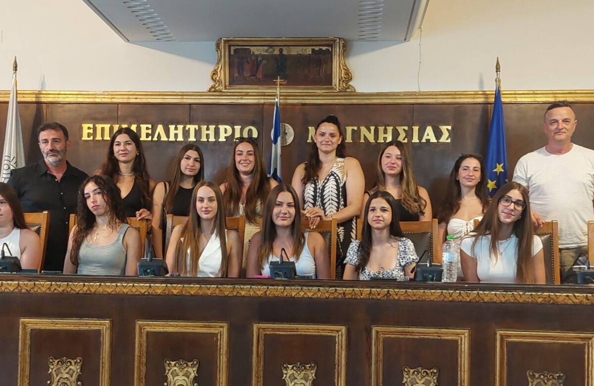 Η Περιφέρεια βράβευσε την ομάδα βόλεϊ Γυναικών του ΓΣΑ