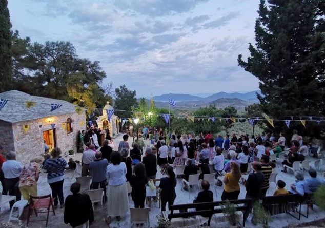 Ακολουθίες στο Ιερό Μετόχιο της Άνω Ξενιάς στον Πτελεό