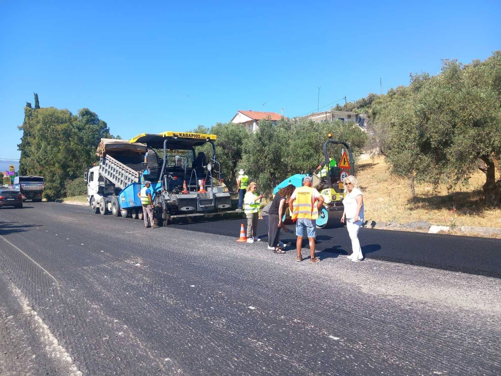 Σε εξέλιξη έργα οδοστρωσίας στην επαρχιακή οδό Βόλου-Μικροθηβών