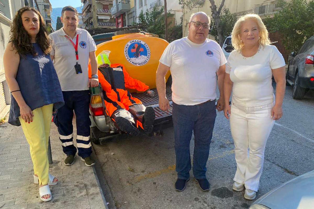 Παράδοση ανδρείκελου εκπαίδευσης από την Αντιπεριφέρεια Μαγνησίας