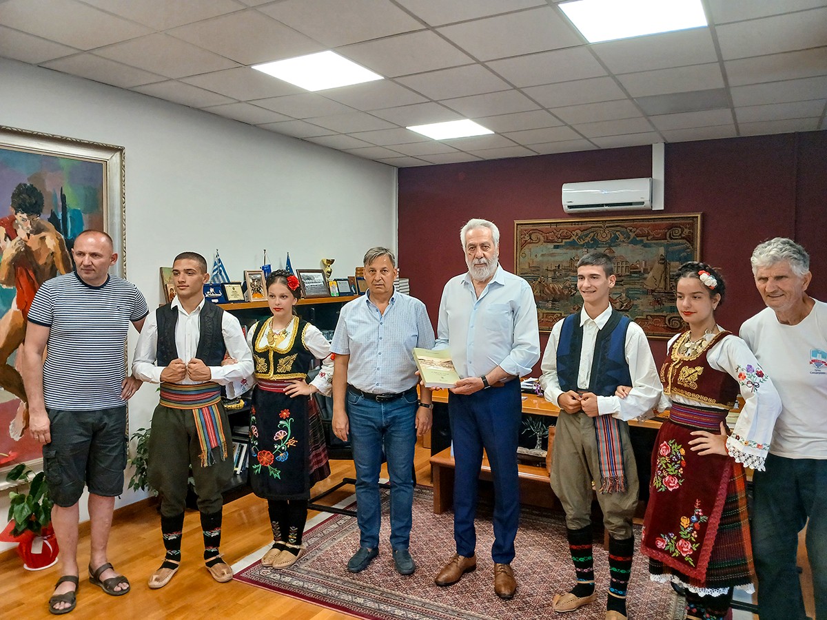 Επίσκεψη αντιπροσωπείας του Δήμου Σμεντέρεβο στον Αλμυρό