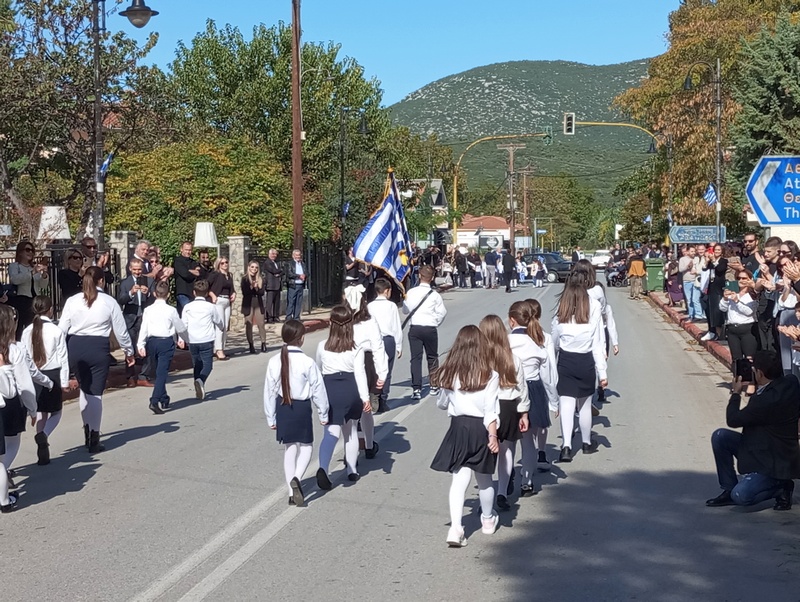 Η …ηρωική οδός της παρέλασης της Σούρπης – Μνήμες του Έπους του 1940