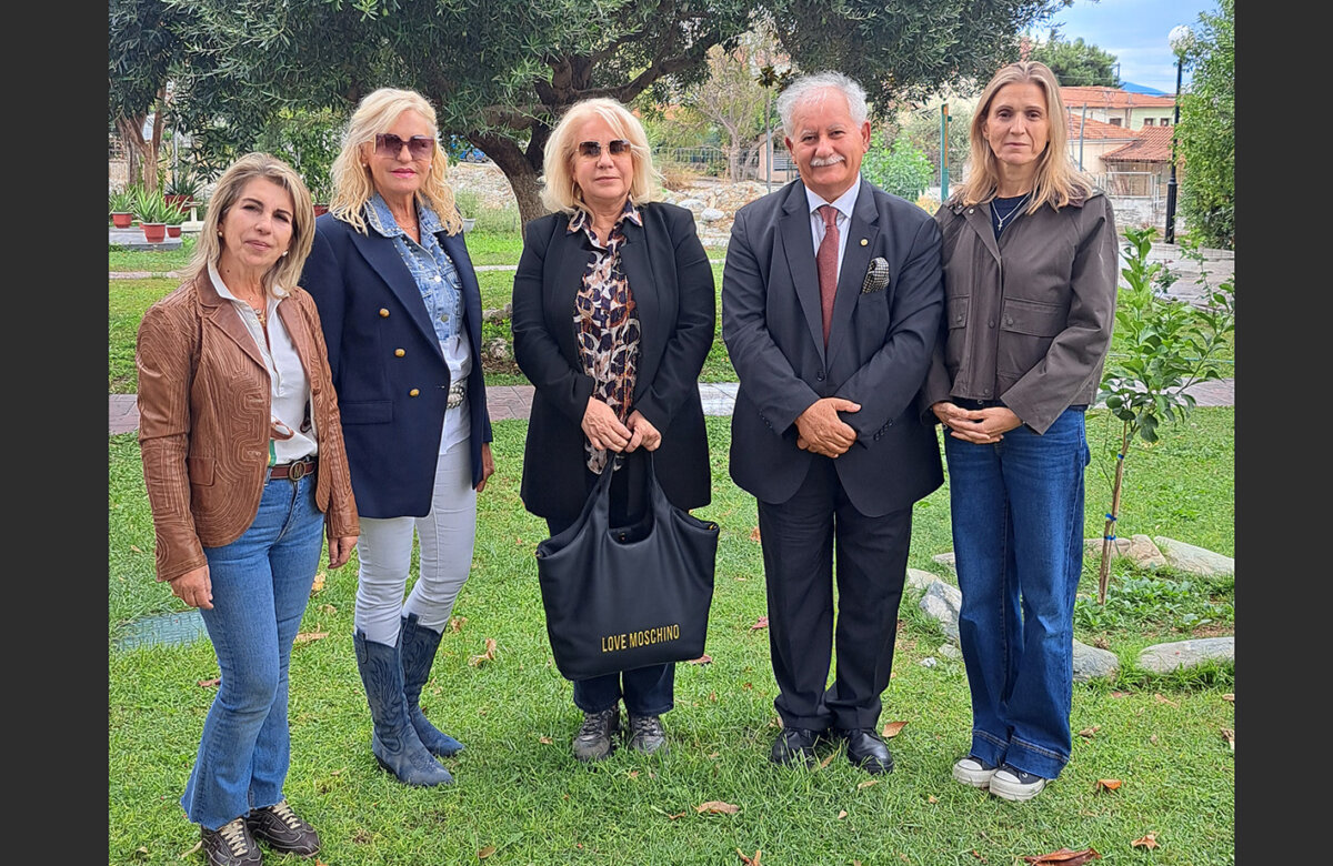 Διανομή  τροφίμων σε κοινωνικές δομές μετά τη συναυλία κοινωνικής αλληλεγγύης