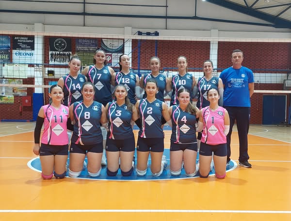 Εύκολη πρόκριση στα ημιτελικά για την κυανόλευκη ομάδα