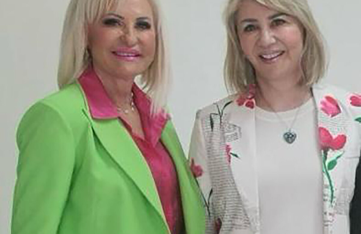 Η Ζ. Μακρή ευχαριστεί την διοικήτρια της ΔΥΠΑ Γ. Χορμόβα για το επίδομα μητρότητας