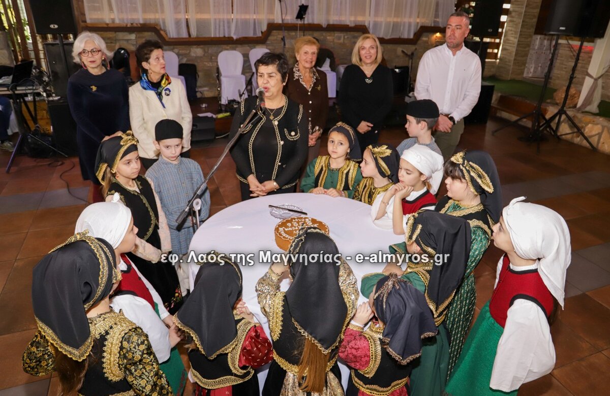 Με επιτυχία και έμφαση στην παράδοση ο ετήσιος χορός του Λυκείου των Ελληνίδων στον Αλμυρό