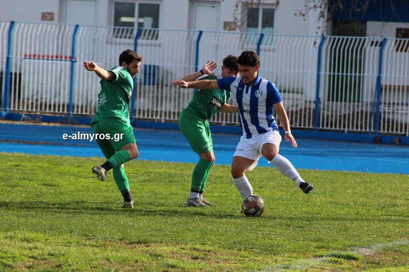 Δίκαιη νίκη για τους “κυανόλευκους”