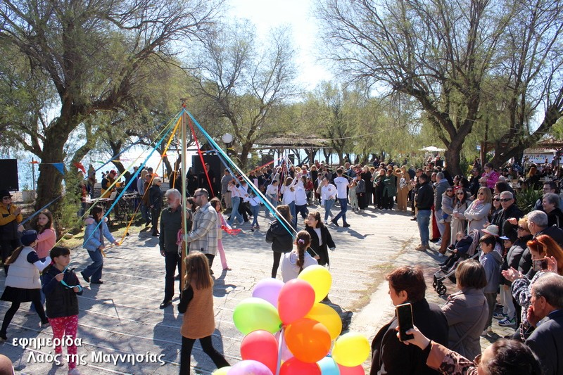 Κούλουμα στη Ν. Αγχίαλο με χαρταετούς, γαϊτανάκι και παραδοσιακά εδέσματα