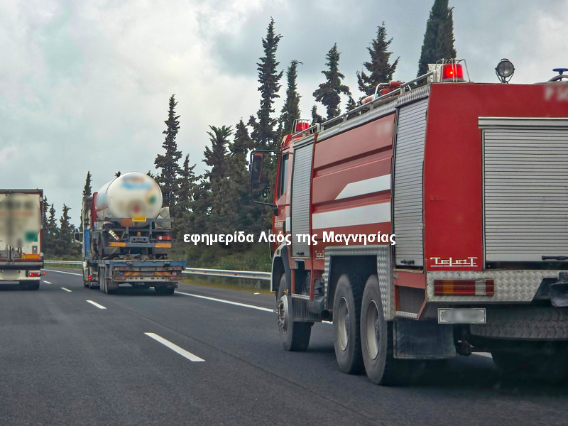 Άνοιξε ο δρόμος στο σημείο ανατροπής του βυτιοφόρου