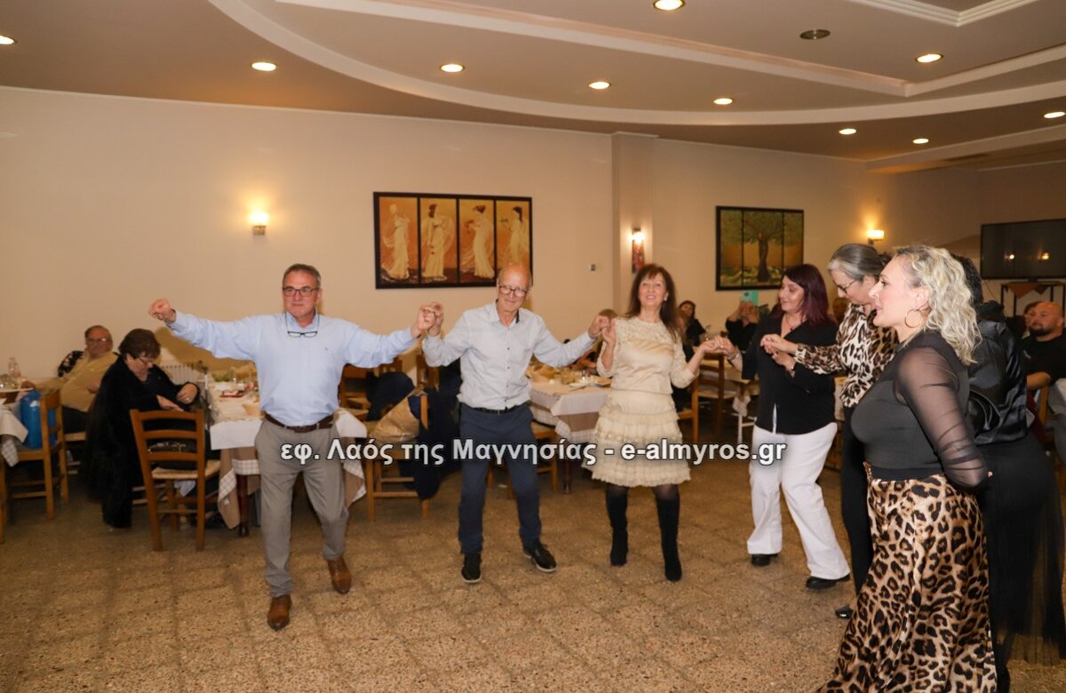 Μουσικό ταξίδι στις αλησμόνητες πατρίδες…  Αθρόα προσέλευση στον χορό του Συλλόγου Μικρασιατών