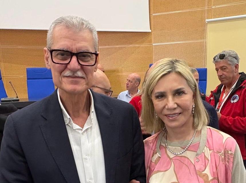 Η Ζ. Μακρή με τον Β. Τουρνά στην Λάρισα