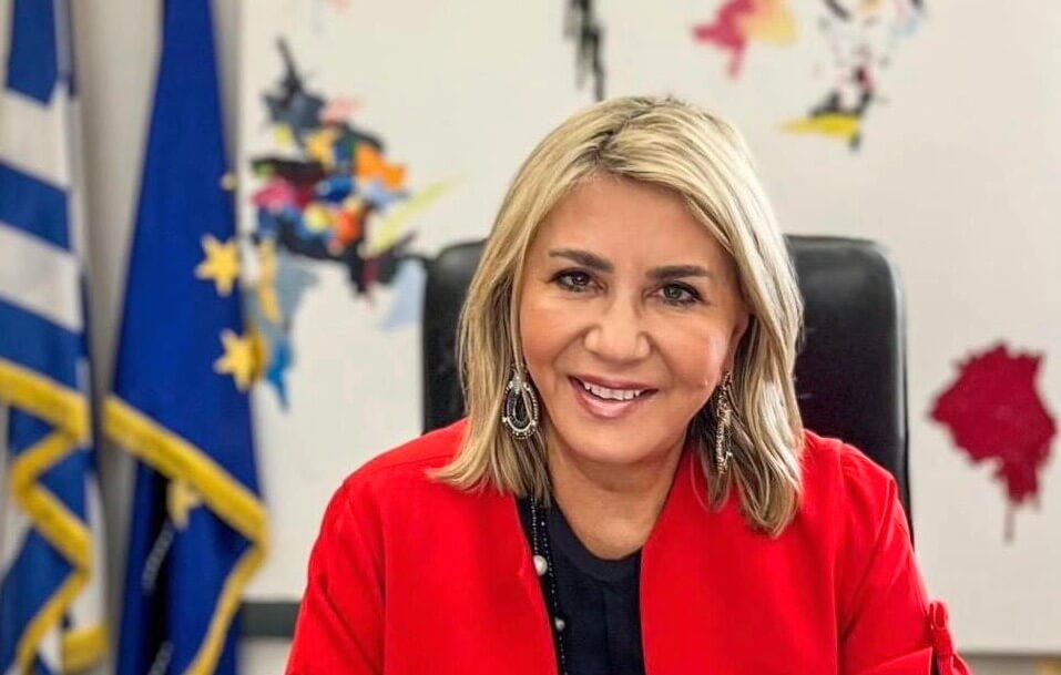 Ζ. Μακρή: «372.356,27 € στους δήμους της Μαγνησίας για αποκομιδή απορριμμάτων του οδικού δικτύου»