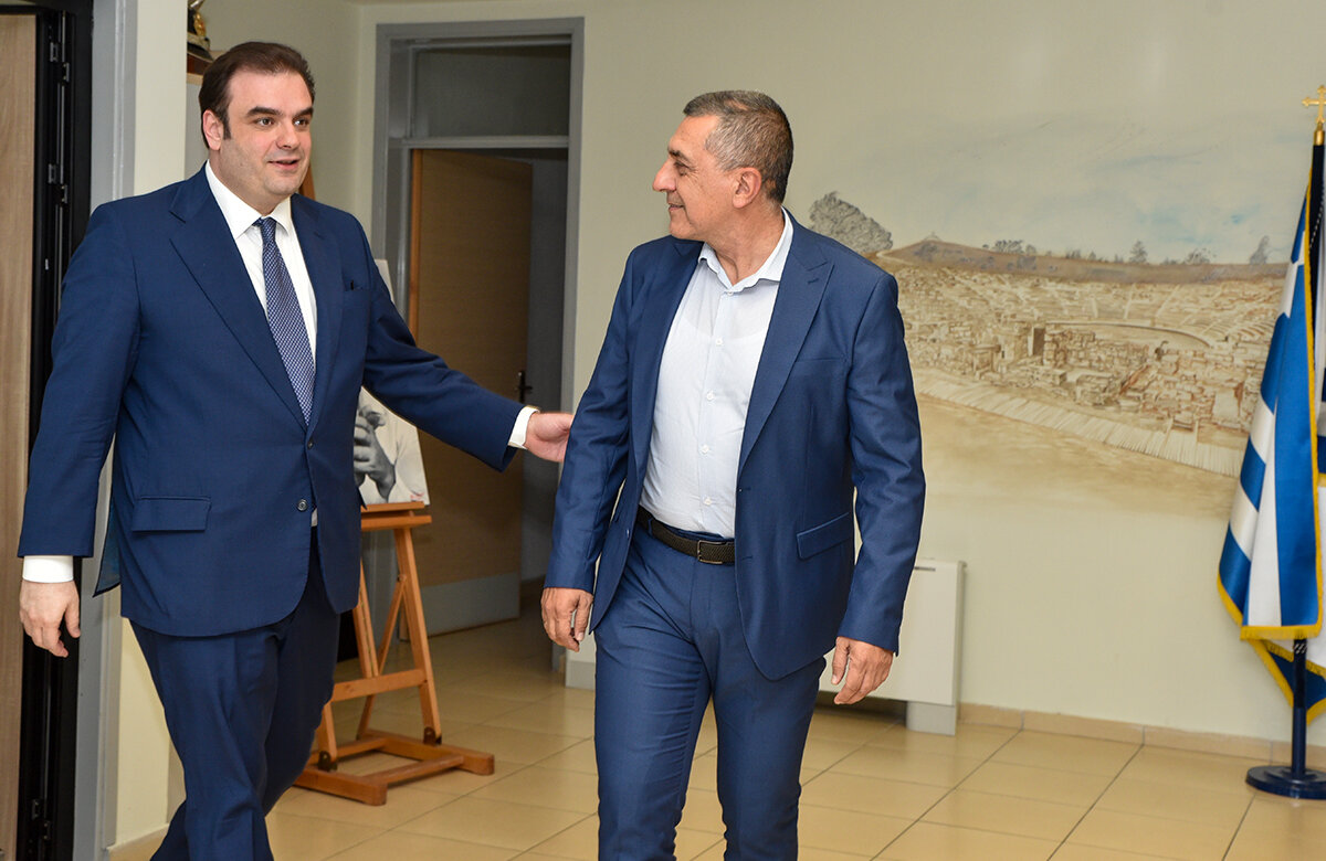 Τεχνητή Νοημοσύνη και Πολιτική Προστασία στο επίκεντρο της συνάντησης Πιερρακάκη- Κουρέτα