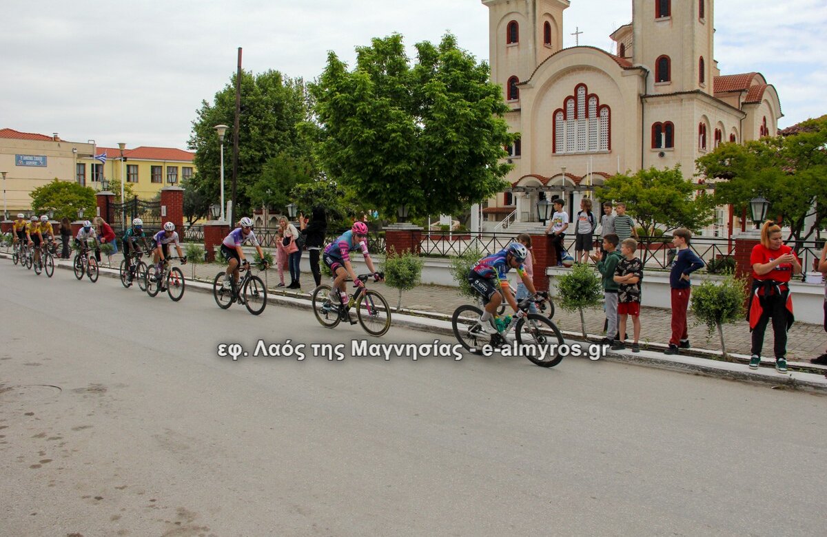 To πέρασμα του ΔΕΗ Tour of Hellas από τον Αλμυρό