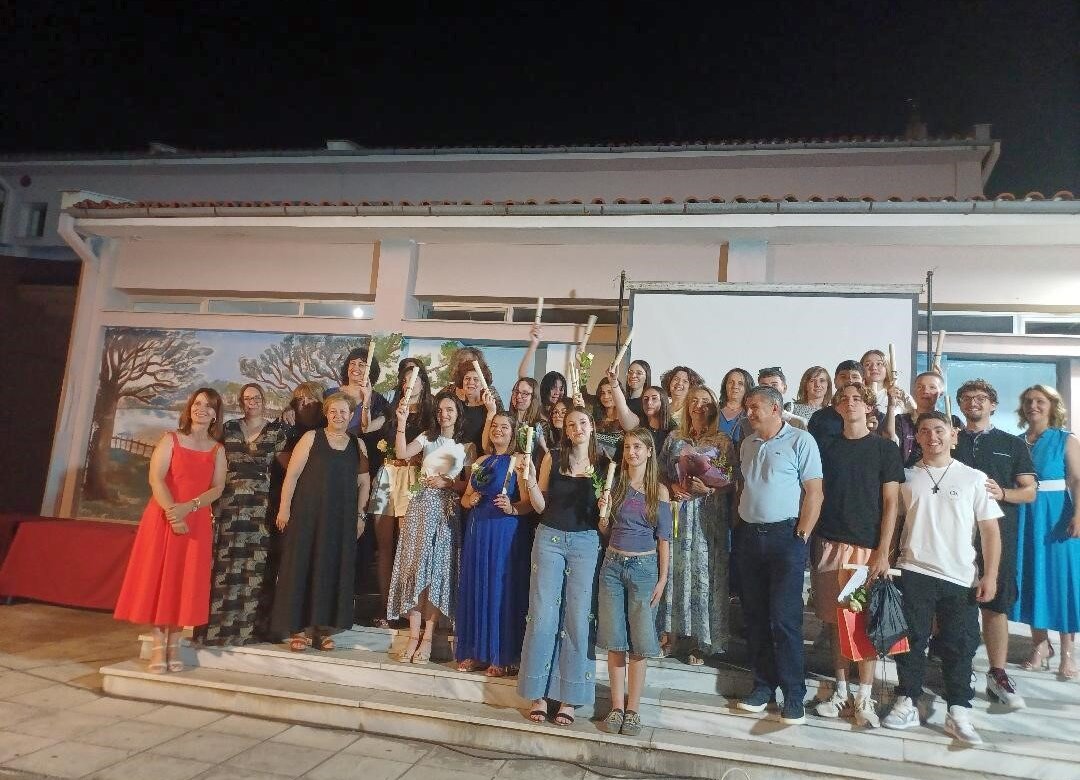 Μια όμορφη και συγκινητική γιορτή αποφοίτησης στο Γυμνάσιο-Λυκειακές Τάξεις Ευξεινούπολης