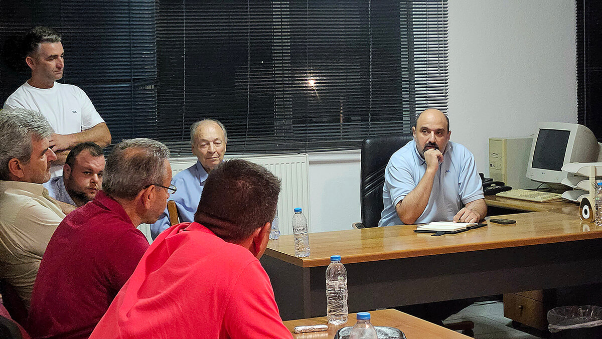 Χρ. Τριαντόπουλος: Συνεργασία με αγρότες Περιβλέπτου και Κοκκίνας για τα ζητήματα της παραγωγής φασολιών