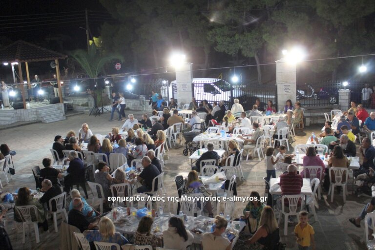 Όταν η κοινωνία ενώνεται, προσφέρει έμπρακτα όσους έχουν ανάγκη: μεγάλη επιτυχία στην φιλανθρωπική βραδιά του Ι.Ν. Αγίου Νικολάου
