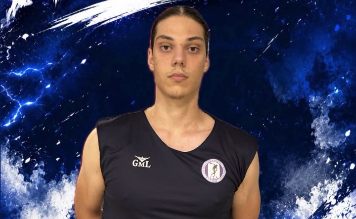 Νεαρός σέντερ στο ρόστερ του ΓΣΑ