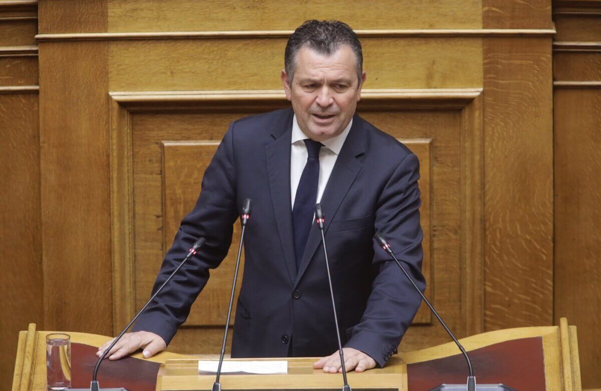 Επίκαιρη Ερώτηση του Χρ. Μπουκώρου για τις εκκρεμότητες παραγωγών σε Ρήγα Φεραίο, Αλμυρό, Φάρσαλα και άλλες περιοχές