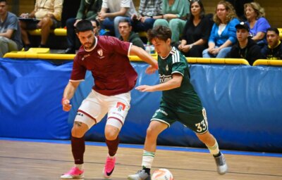 Στην Futsal Super League ο Αντώνης Τζοβάρας με τη φανέλα της ΑΕΛ!